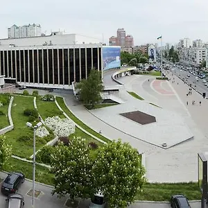 https://7-sky-on-shchorsa-street.hotels-of-kiev.com